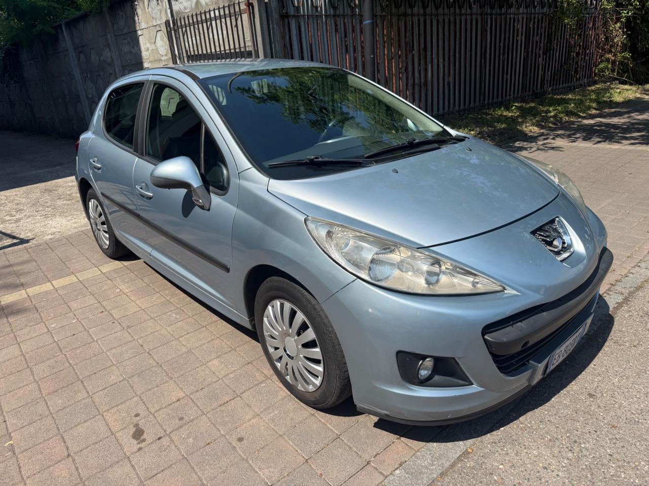 Peugeot 207 1.4 8V 75CV 5p. Energie Sport ECO GPL
