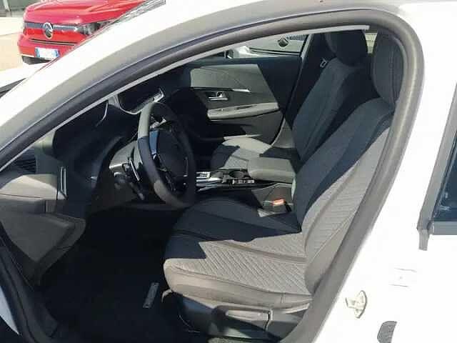 Peugeot 208 1.2 Hybrid 110cv e-DCS6 ALLURE KM ZERO