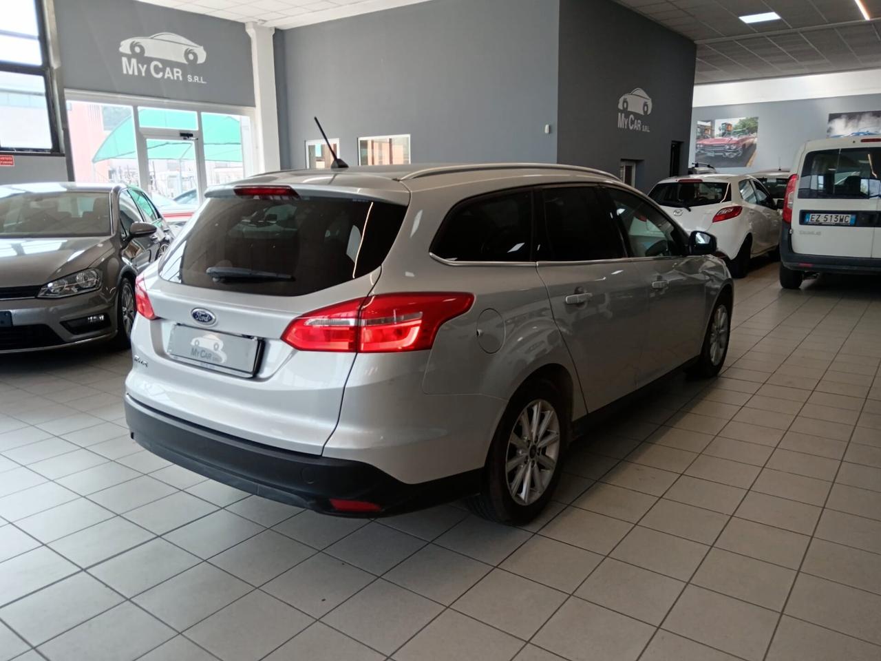 Ford Focus Benzina/GPL Manuale