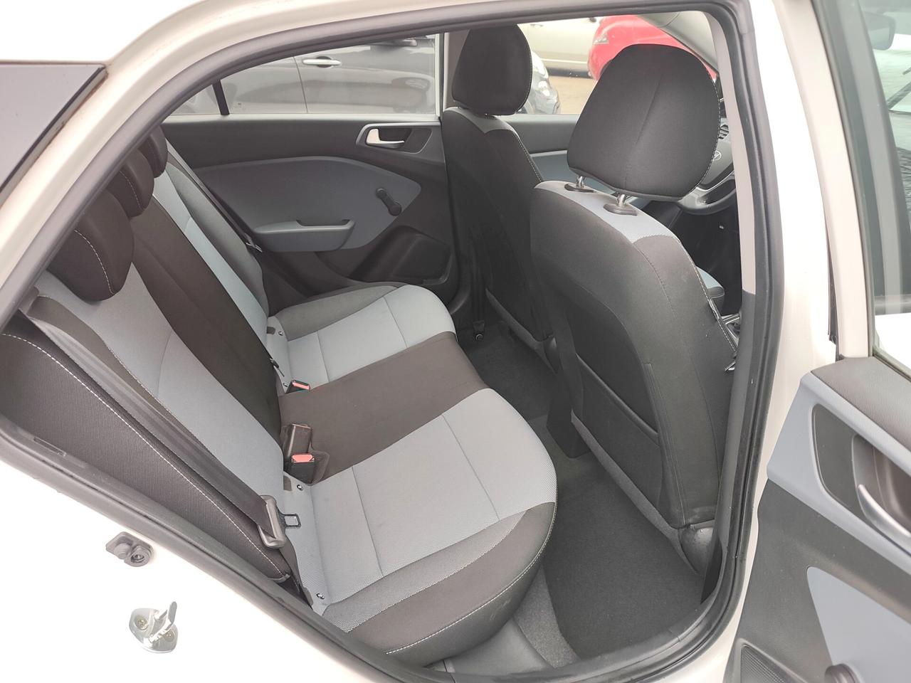 Hyundai i20 1.2 BENZINA GARANZIA 12 MESI