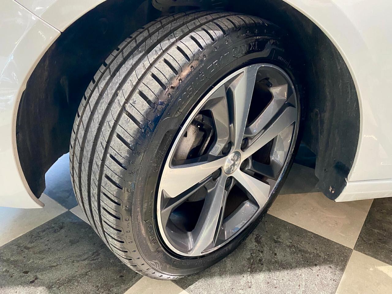 Peugeot 308 BlueHDi 130 S&S SW Allure-12/2019