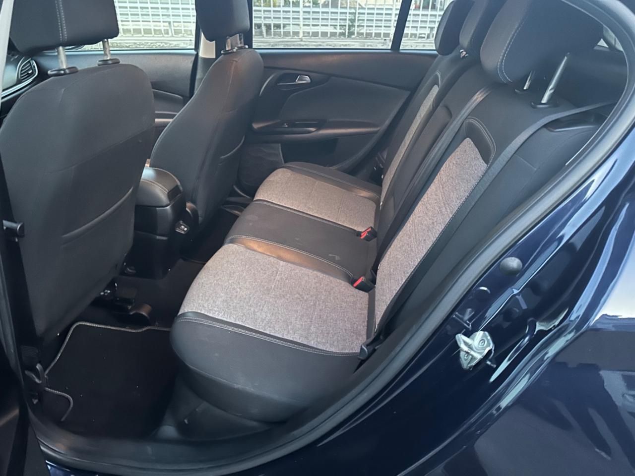 Fiat Tipo 1.3 Mjt S&S 5 porte Cross/Led/Pelle