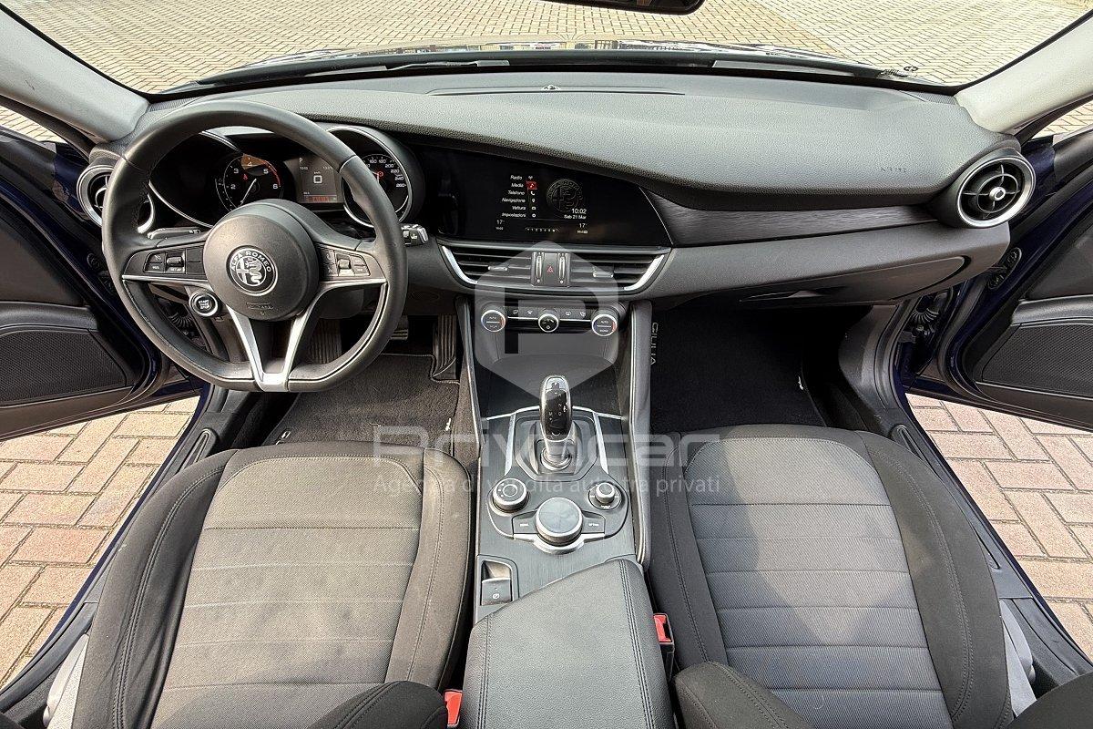 ALFA ROMEO Giulia 2.2 Turbodiesel 150 CV AT8 Business