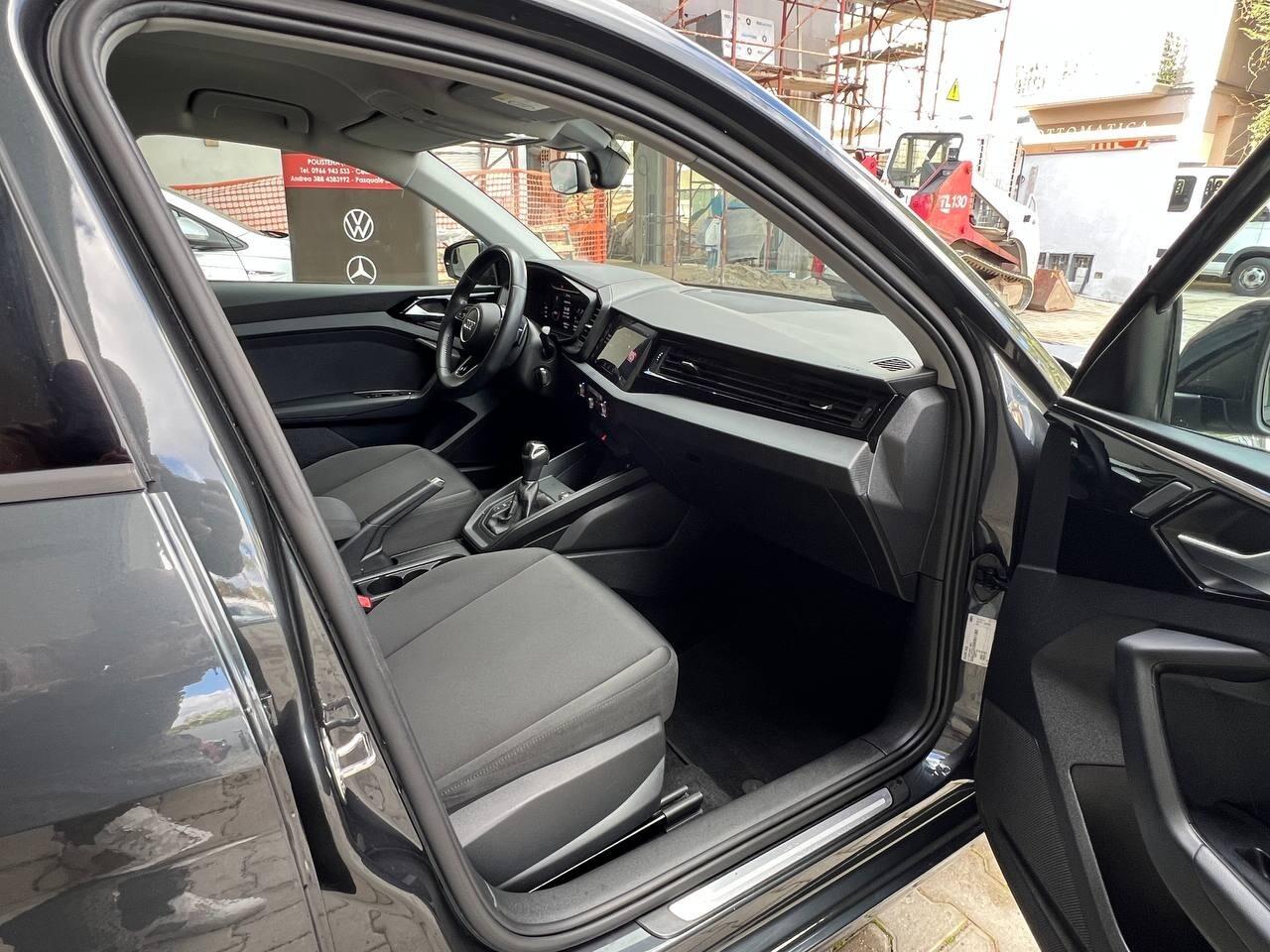 A1 Sportback Sportback 30 1.0 tfsi 116cv s-tronic