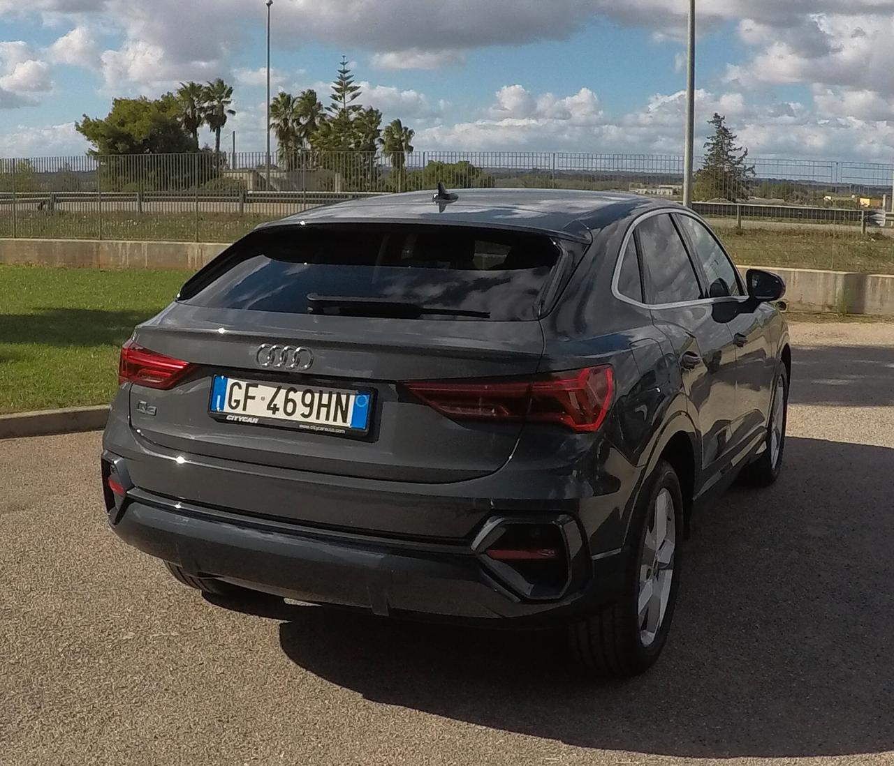 Audi Q3 SPB 35 TDI S tronic Business Advanced