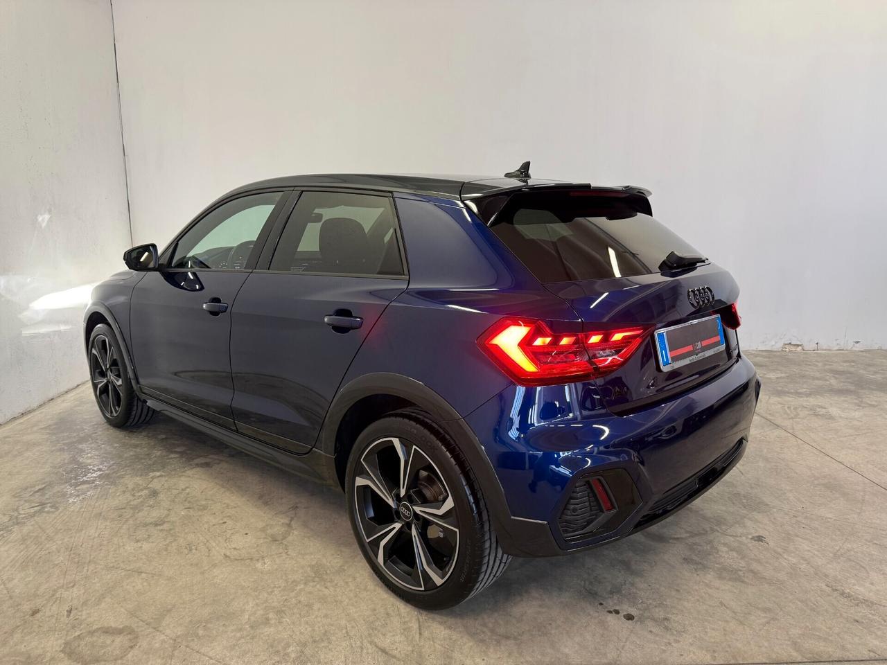 Audi A1 Allstreet 30 1.0 Tfsi 110 Cv Identity Contrast S-Tronic GARANZIA AUDI
