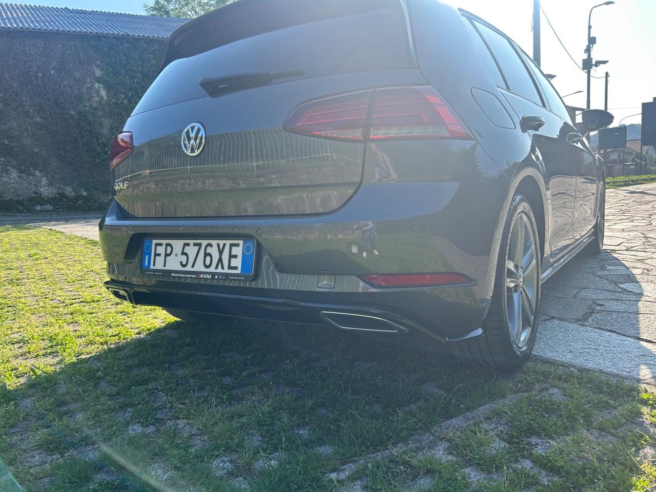 Volkswagen Golf 1.4 TSI 125 CV DSG R Line BlueMotion Tech.