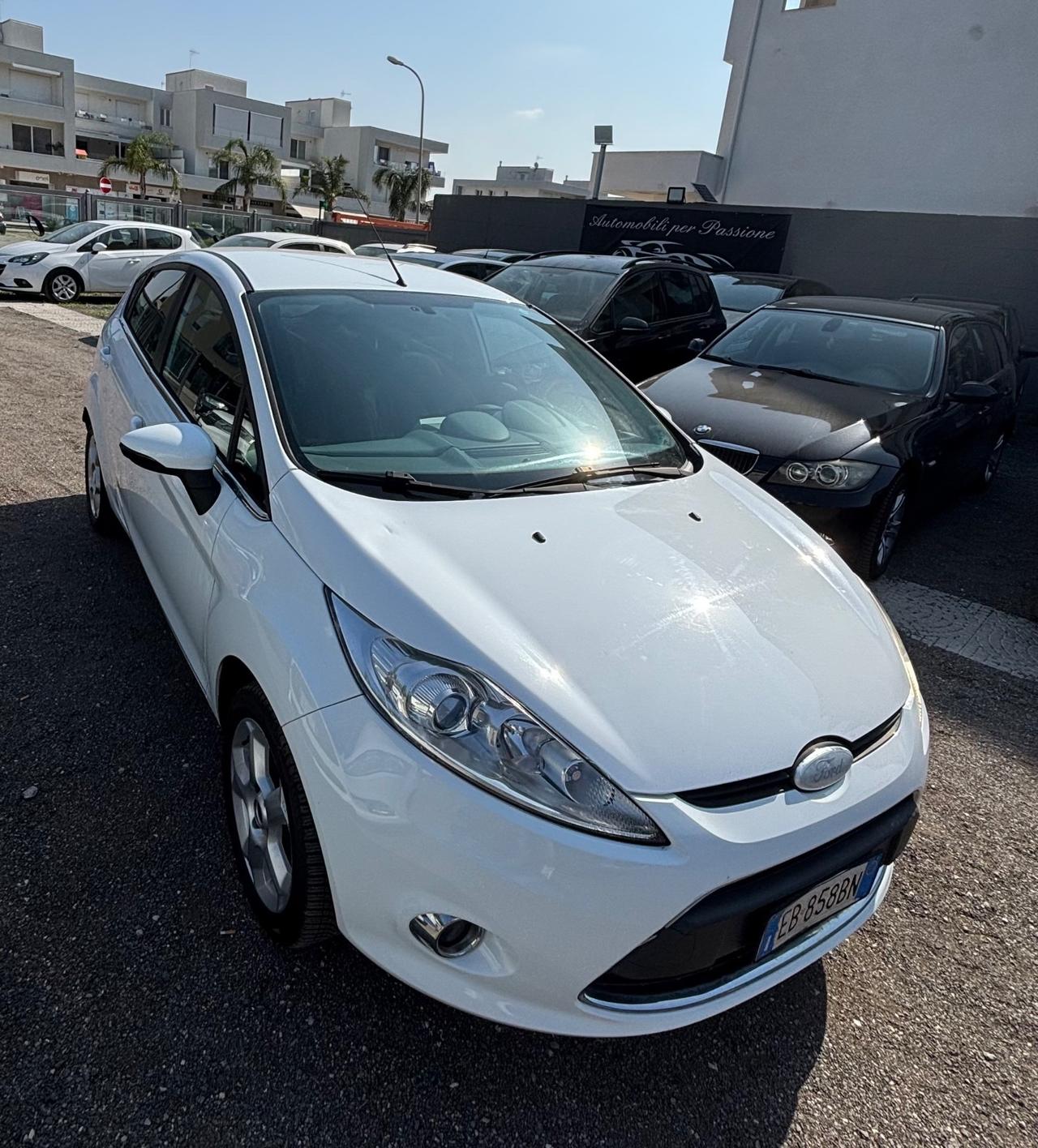 Ford Fiesta Titanium 5 porte
