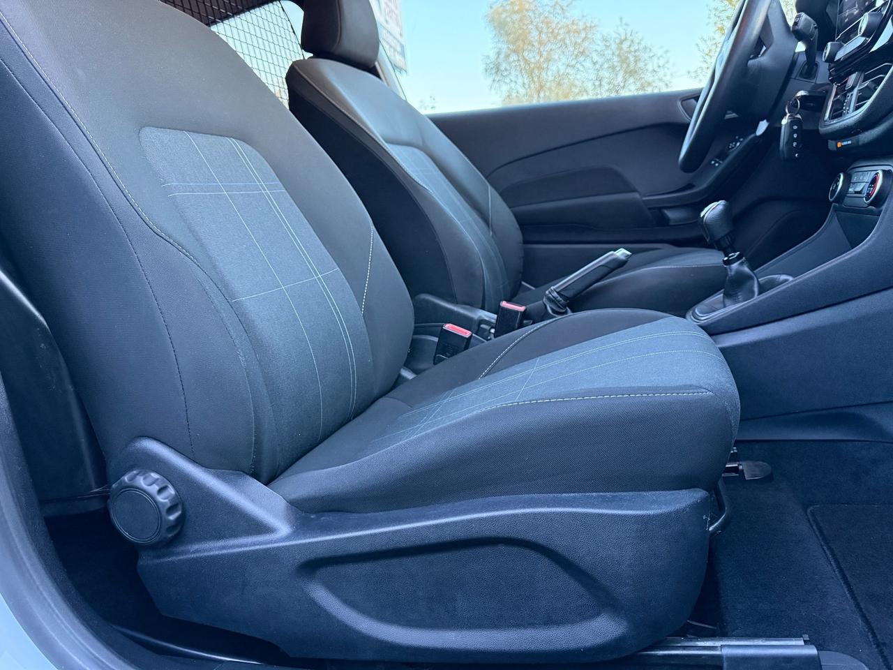 Ford Fiesta 1.5 85 CV 3p Autocarro Van Business