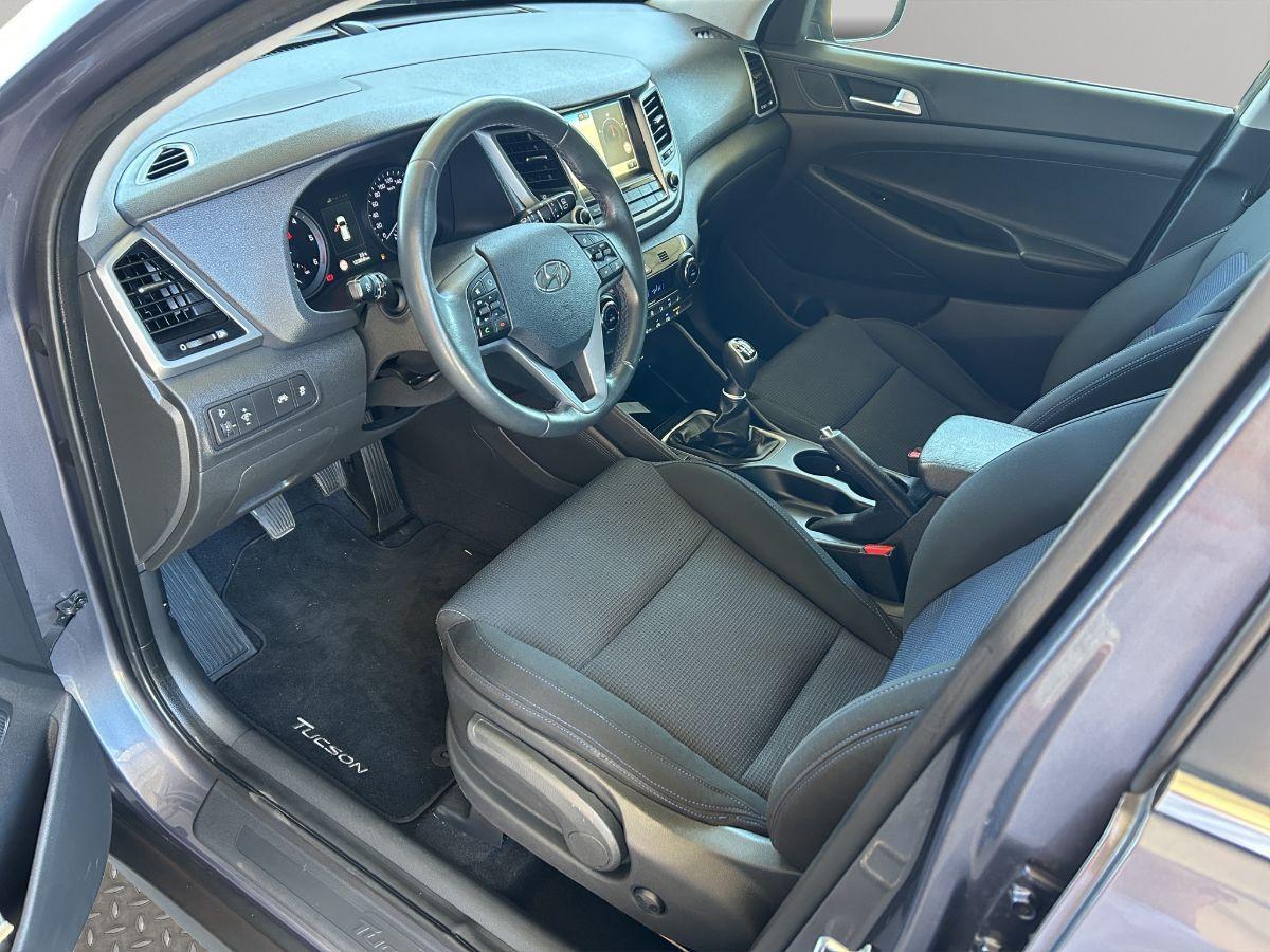 HYUNDAI - Tucson - 1.7 CRDi 115CV XPossible TETTO APRIBILE TELECAMERA