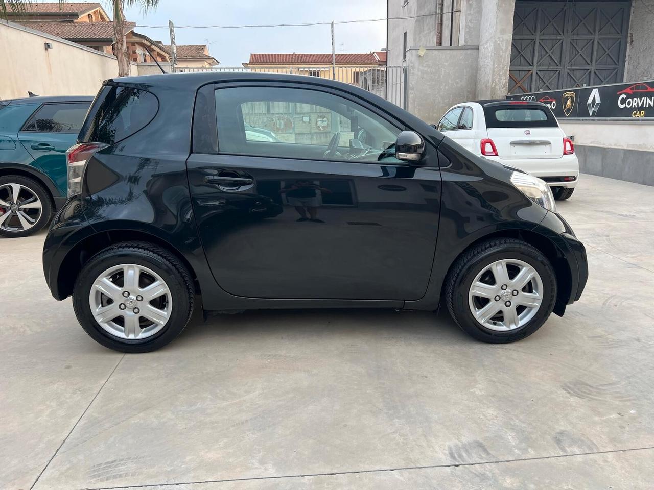 Toyota iQ 1.0 Sol
