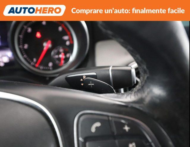 MERCEDES-BENZ GLA 200 d Automatic Sport