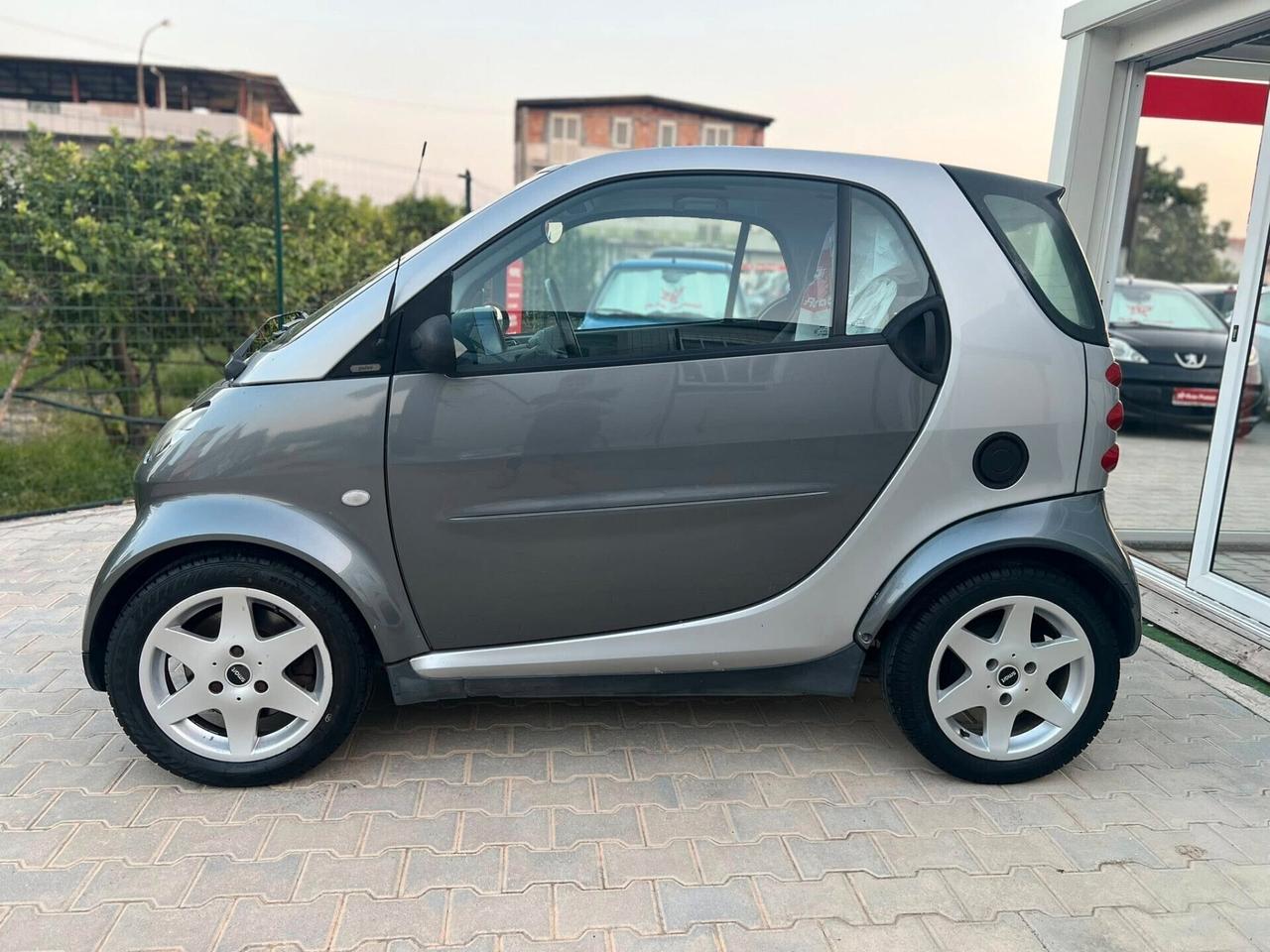 Smart 800 city-coupé passion cdi OK NEOPATENTATI