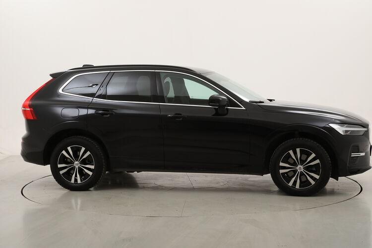 Volvo XC60 B4 AWD Momentum PRO BR179813 2.0 Mild Hybrid 197CV