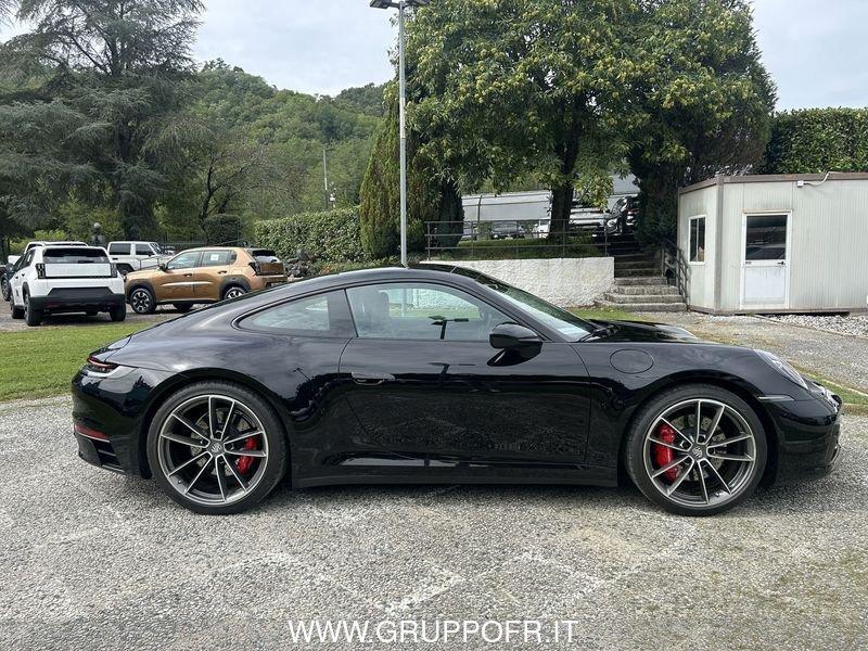 Porsche 911 (992) Carrera 4S