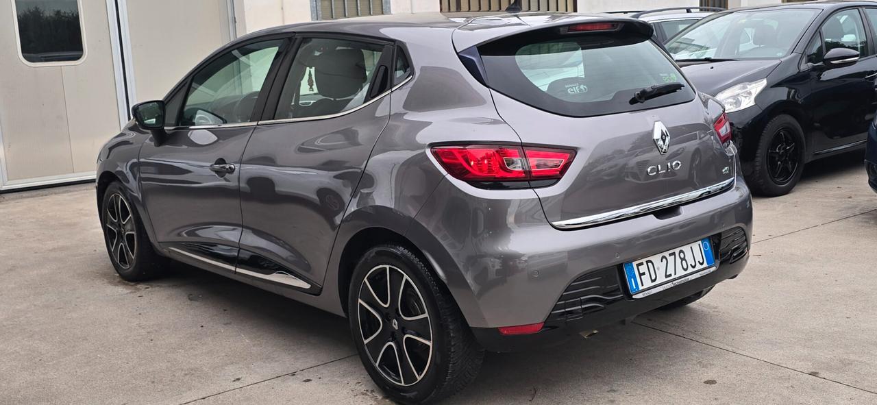 Renault Clio dCi 8V 90CV EDC Start&Stop 5 porte Energy Intens