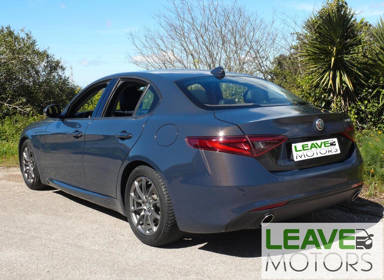 Alfa Romeo Giulia 180 CV AT8 Sport (M1487)