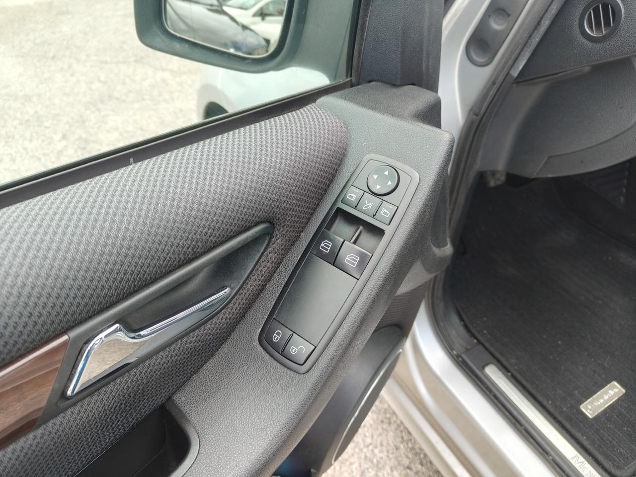 Mercedes A 160 CDI BlueEFFICIENCY Avantgarde