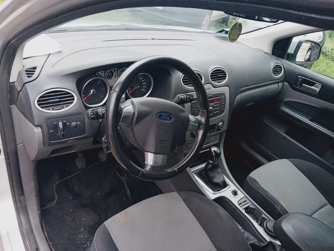 Ford Focus 1.6 TDCi (110CV) 5p. Tit. DPF