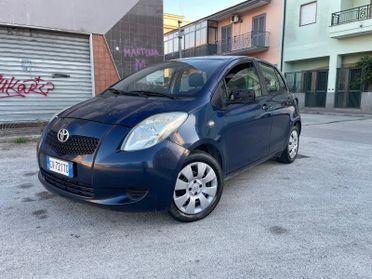 Toyota Yaris Restayling 1.0benz Full soli 150milaKM 5porte