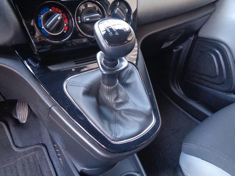 Lancia Ypsilon 1.2 69 CV 5 porte GPL Ecochic Silver