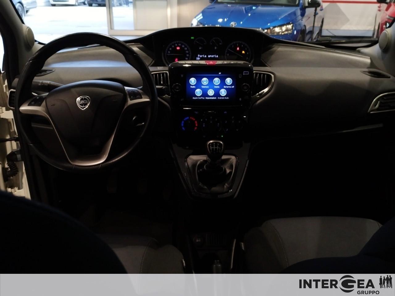 LANCIA Ypsilon 1.0 firefly hybrid Gold s&s 70cv