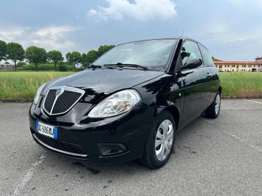 Lancia Ypsilon 1.2 Argento