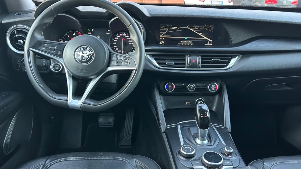 Alfa Romeo Stelvio 2.2 Turbodiesel 180 CV MOTORE NUOVO!!!