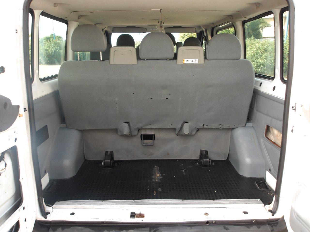 Ford Transit 2.2 TDCI FT 300K 9 POSTI