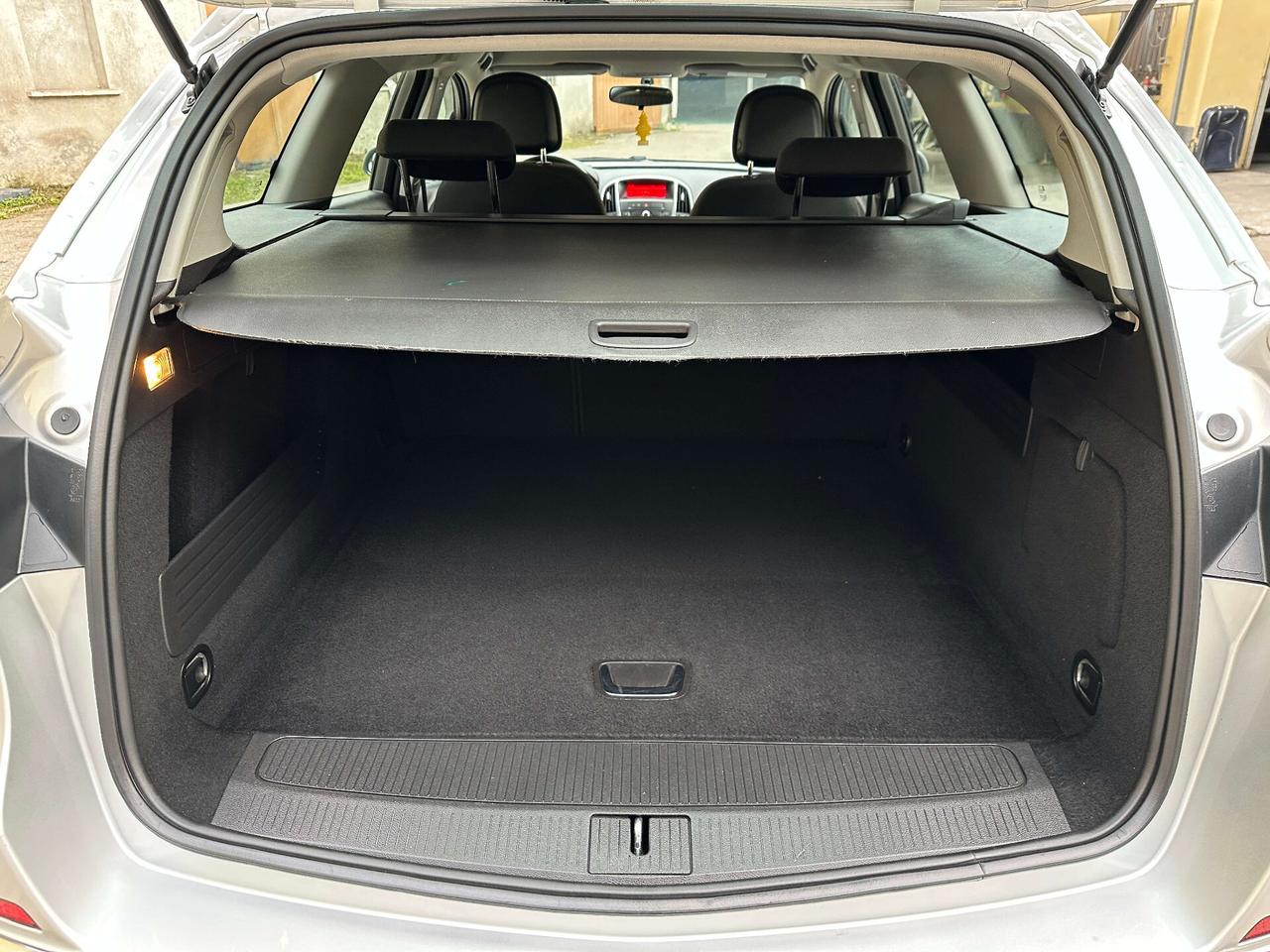 Opel Astra 1.7 CDTI 110CV Sports Tourer Cosmo
