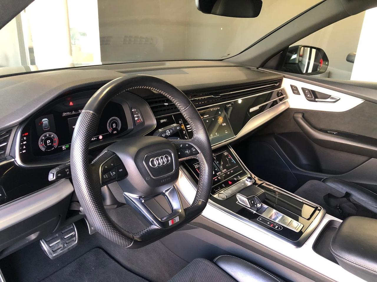 Audi Q8 50 TDI 286 CV quattro tiptronic Sport
