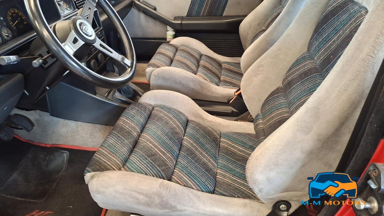 Lancia Delta 5 Porte Delta 1.6 Turbo HF RST