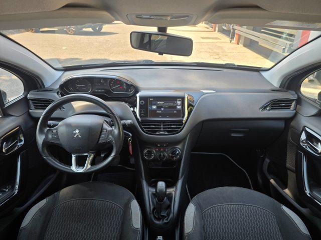 PEUGEOT 208 1.2i Benzina 82CV 5 Porte Active per NEOPATENTATI