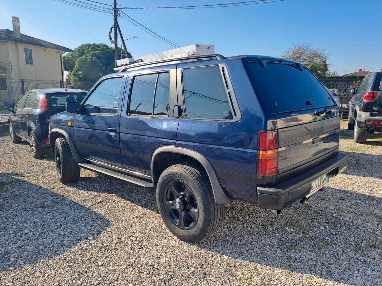 Nissan terrano 2.7 5 porte