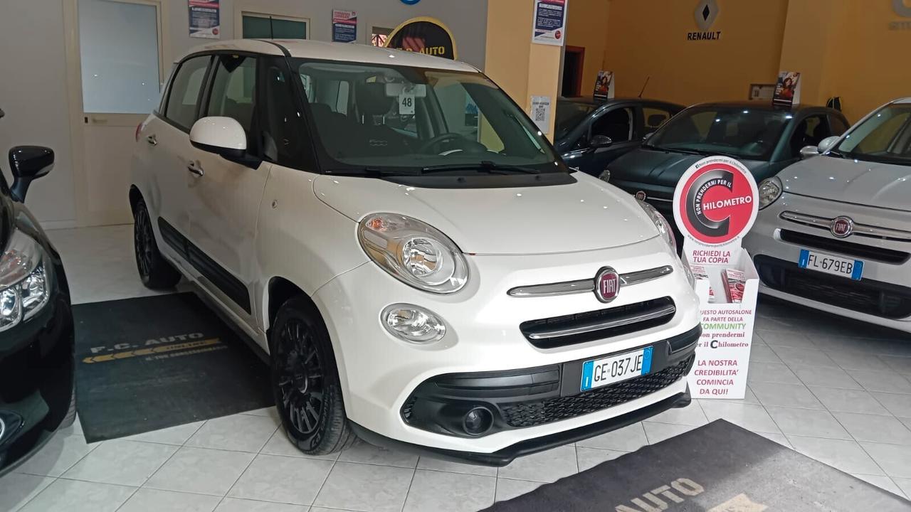 Fiat 500L Pro 1.6 MJT 120CV Mirror