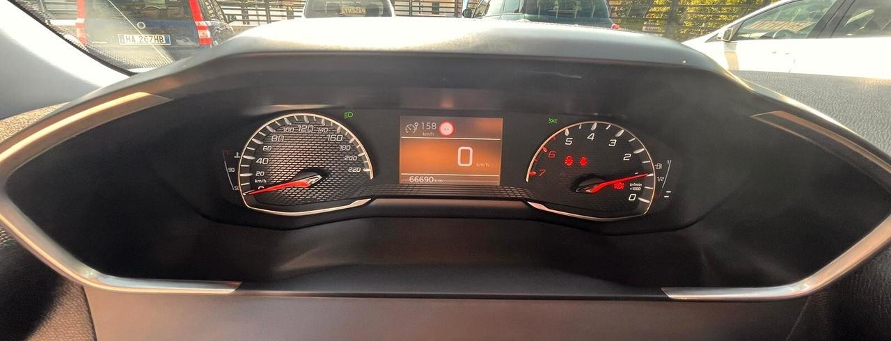 Peugeot 2008 PureTech 100 S&S Active