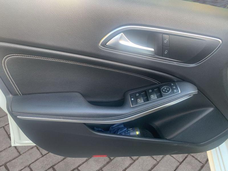 Mercedes-Benz Classe A A 180 d Sport