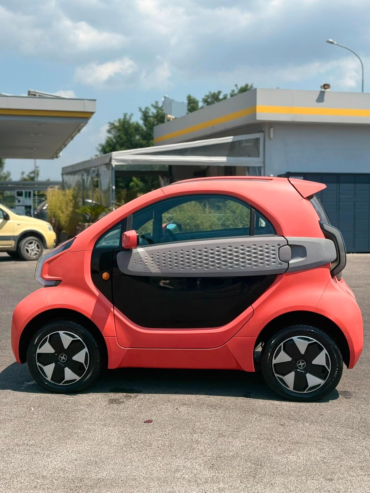 Xev Yoyo premium km 0 iva esposta piu colori 24 mesi garanzia