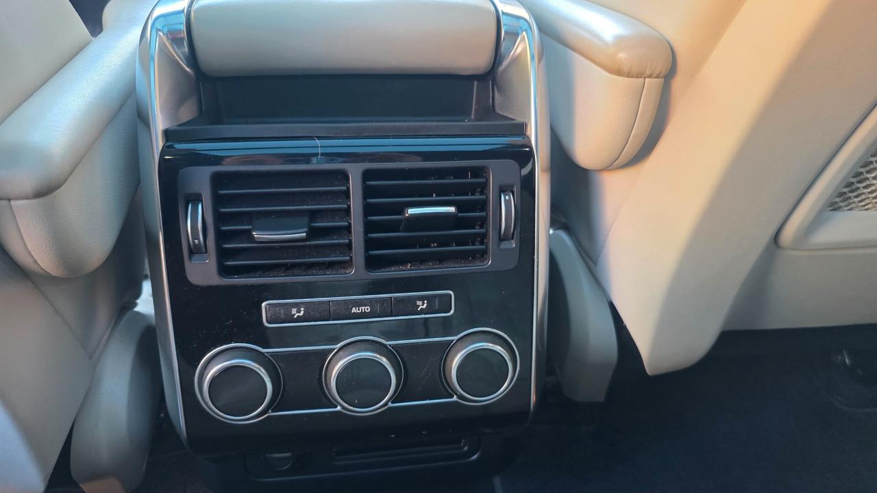 Land Rover Range Sport 3.0 TDV6 HSE Dynamic Auto