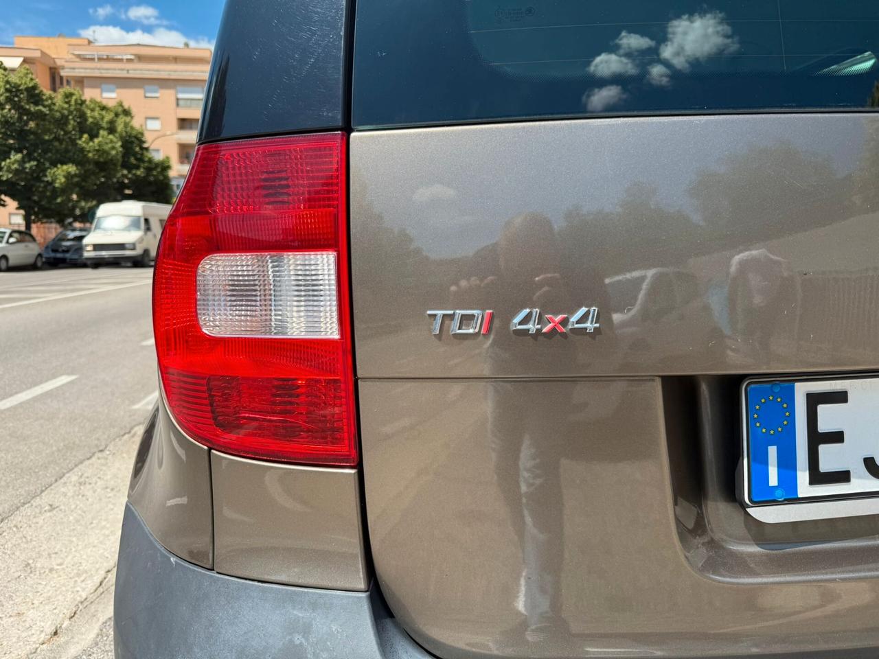 SKODA YETI 2,0 TDI 140 CV ADVENTURE 4WD 5P
