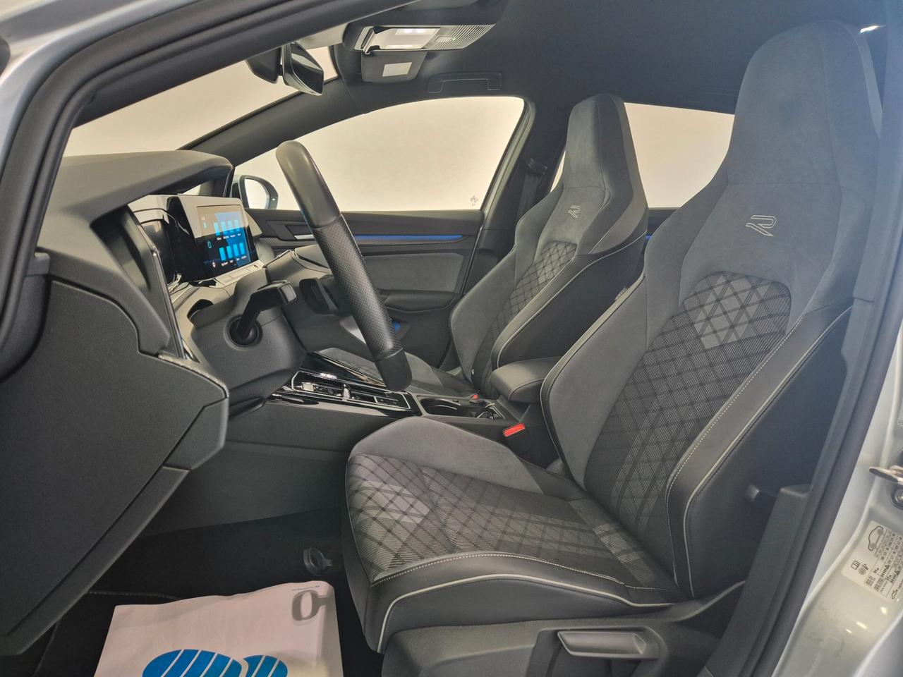 VOLKSWAGEN Golf Variant 2.0 TDI 150 CV DSG R-Line