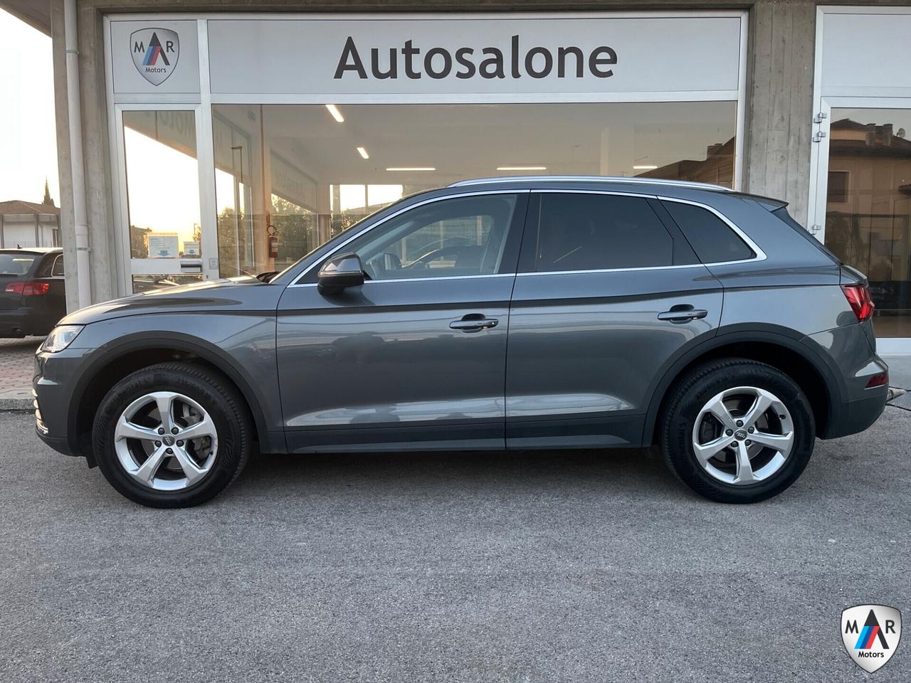 Audi Q5 40 TDI quattro S tronic Business Sport