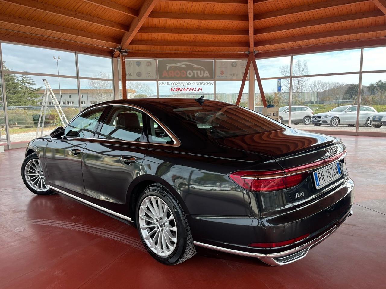 Audi A8 50 TDI 3.0 quattro tiptronic