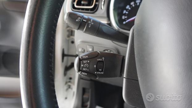 CITROEN C3 PureTech 82 S&S Shine