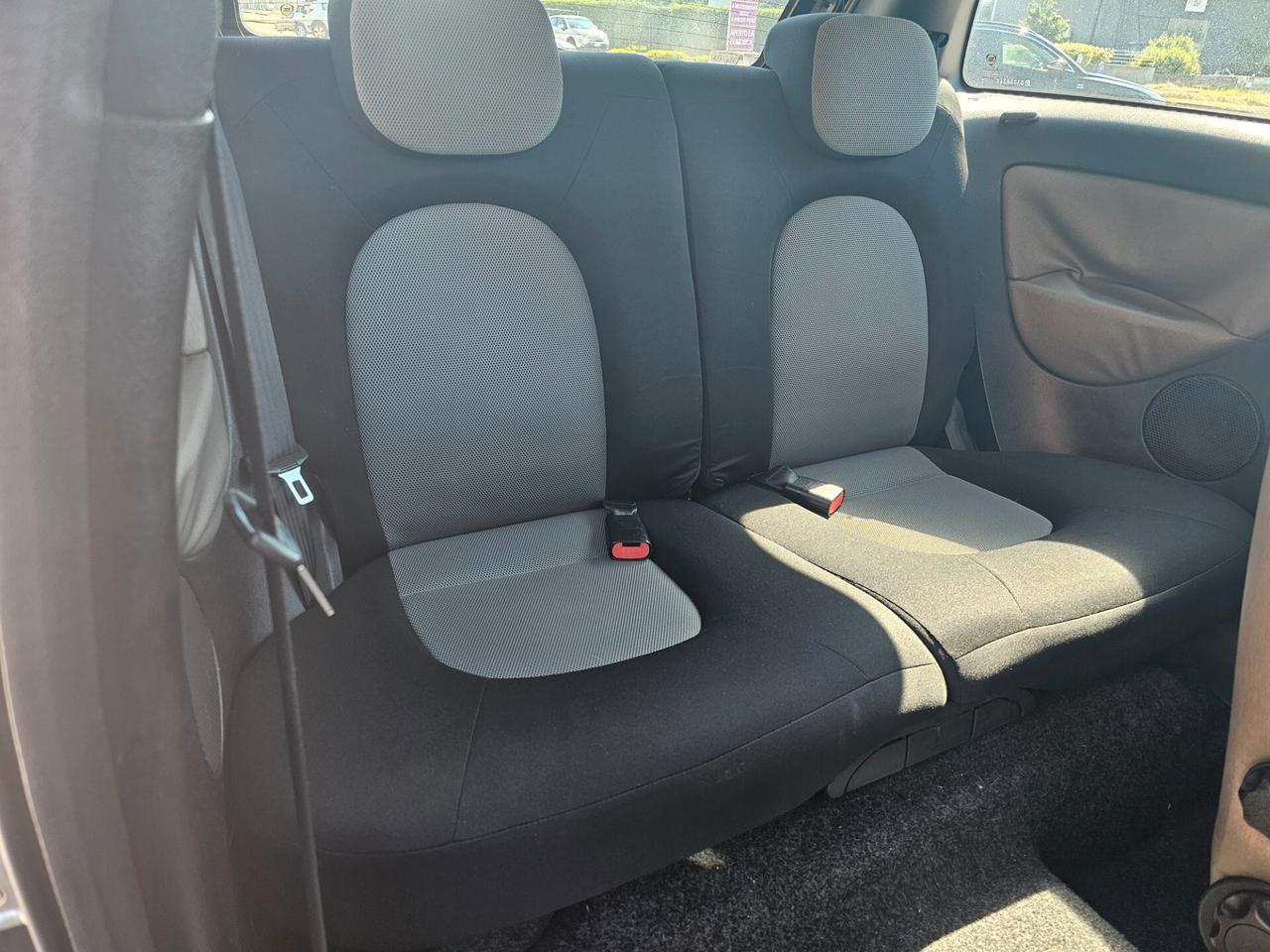 Lancia Ypsilon 1.2 Argento