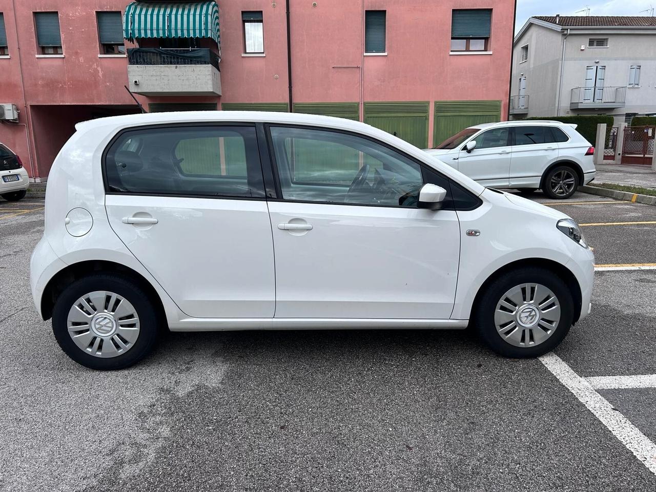 Volkswagen up! 1.0 75 CV 5p. move up!