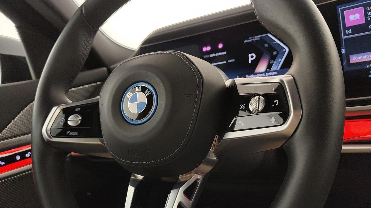 BMW Serie 7 G70 - i7 xdrive60 MSport