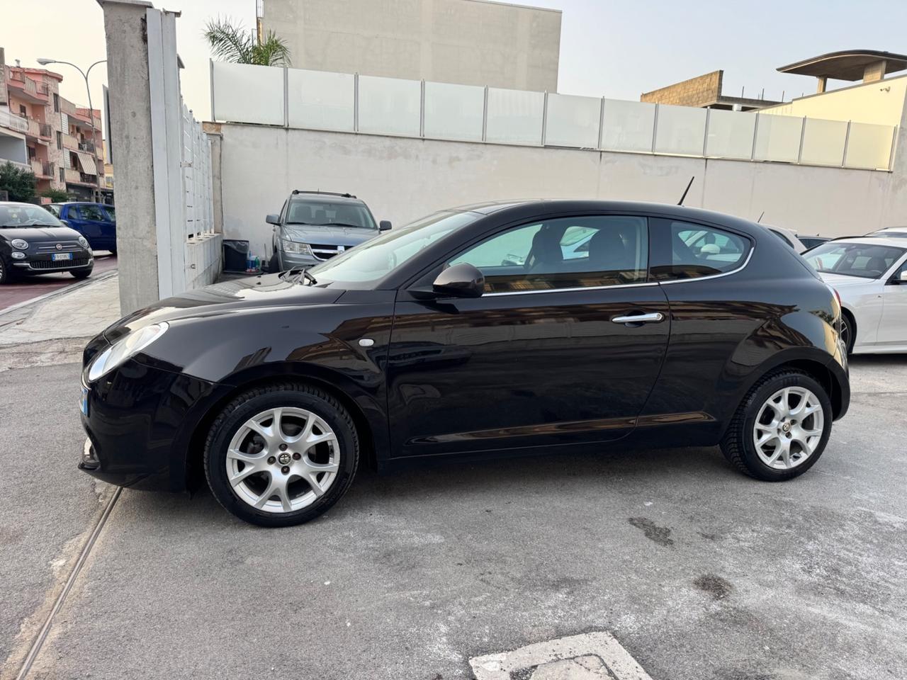 Alfa Romeo Mito 1.4 BENZINA 78CV Distinctive 2009