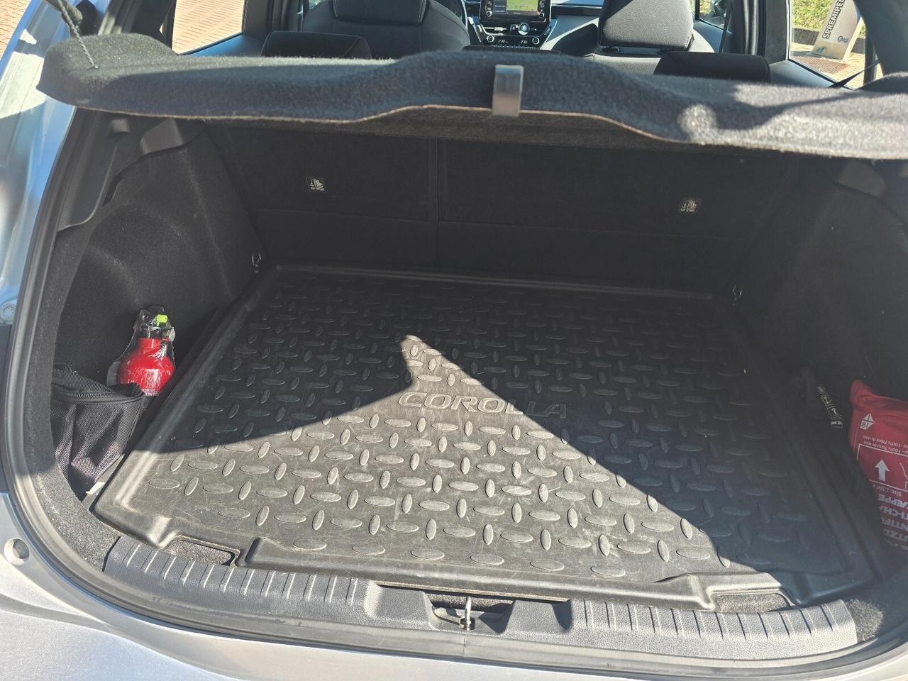 Toyota Corolla 1.8 Hybrid Business