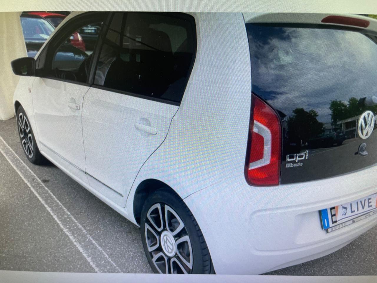 Volkswagen up! 1.0 75 CV 5p. high up! - Nessun vincolo -